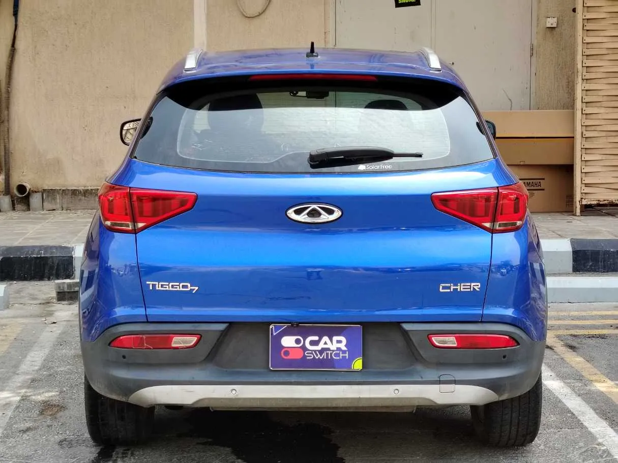 Car image 6