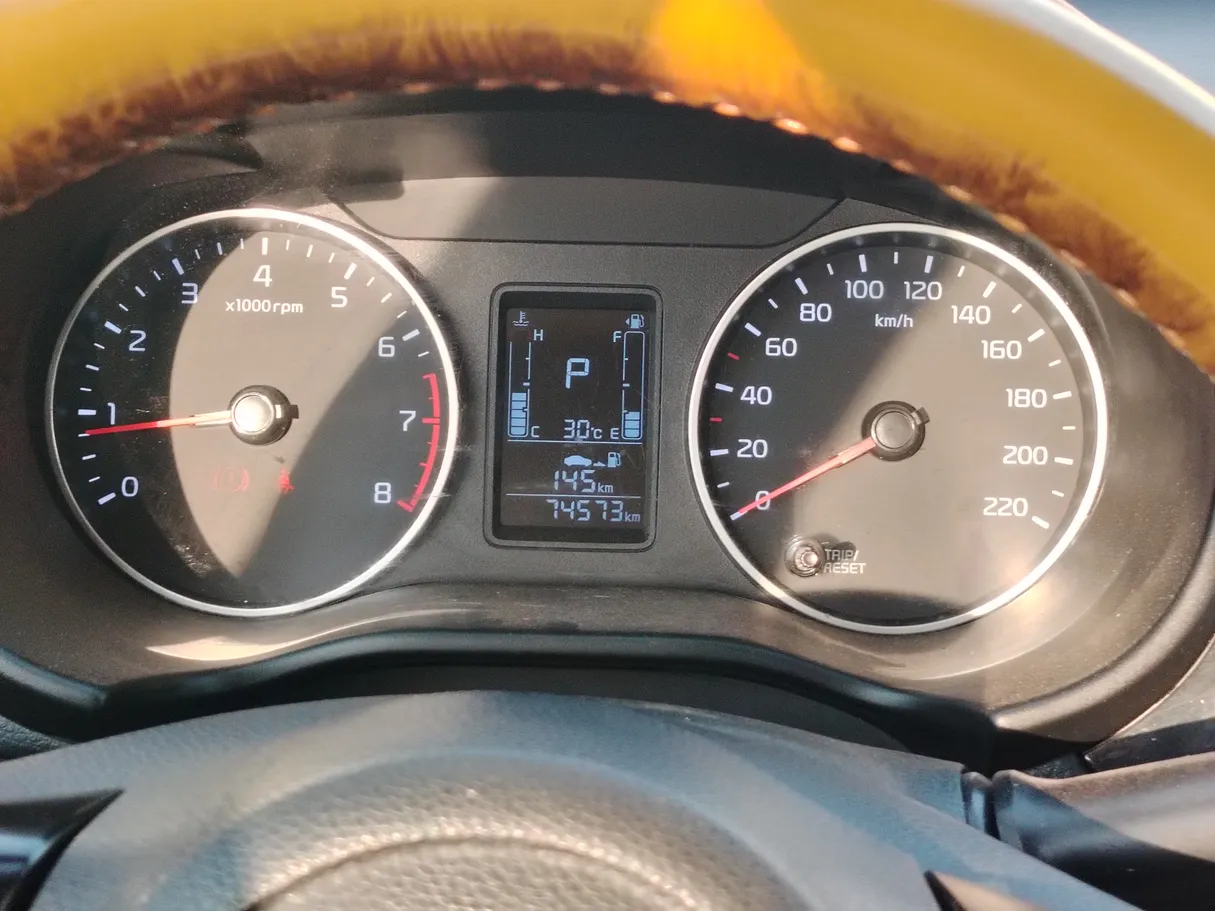 Car image 22