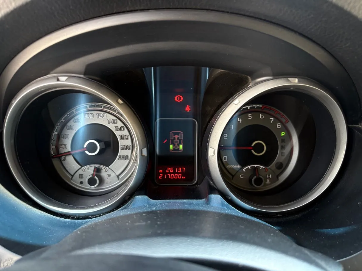 Car image 23