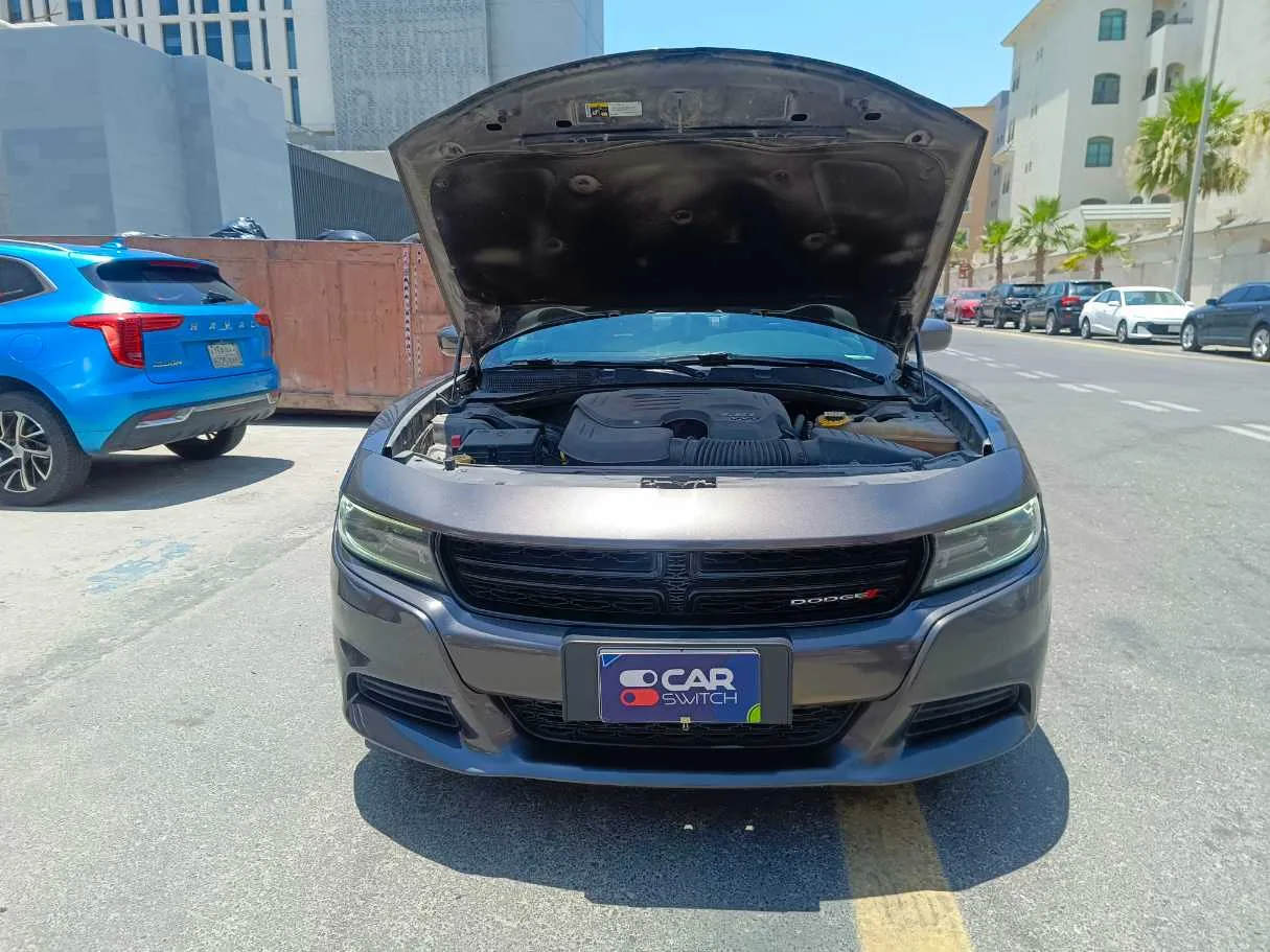 Car image 34