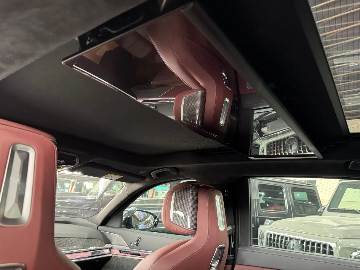 Car image 32