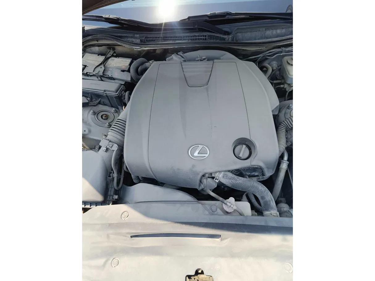 Car image 38