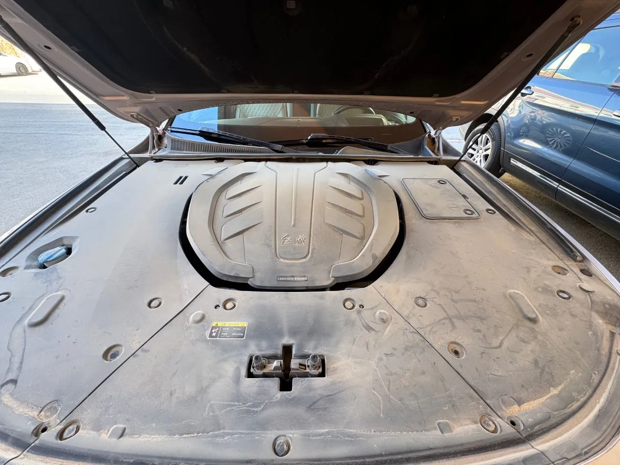 Car image 26