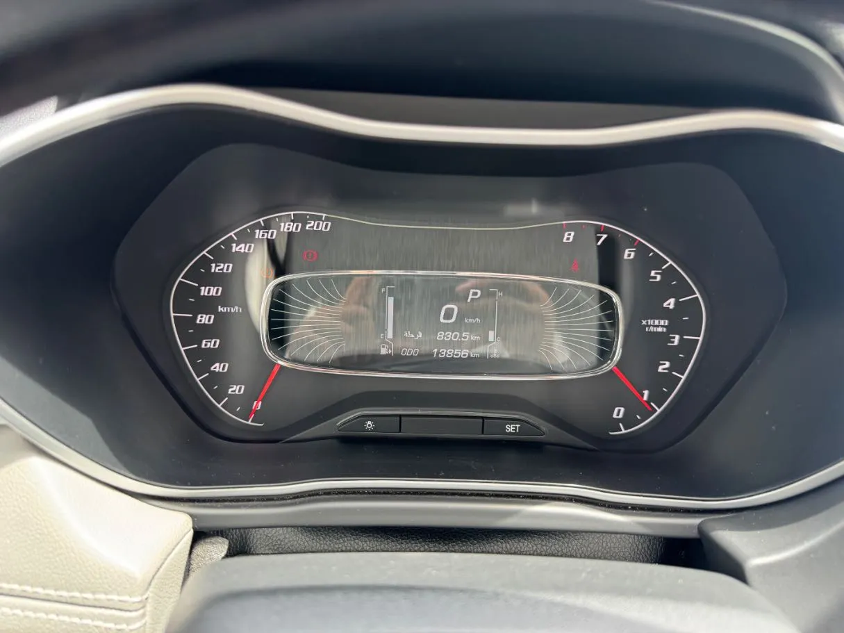 Car image 17