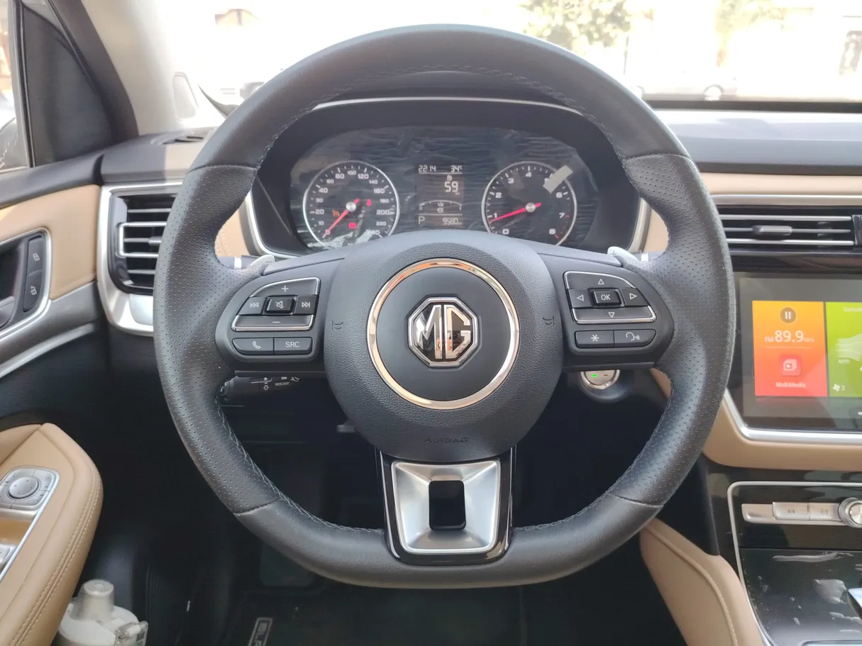 Car image 21