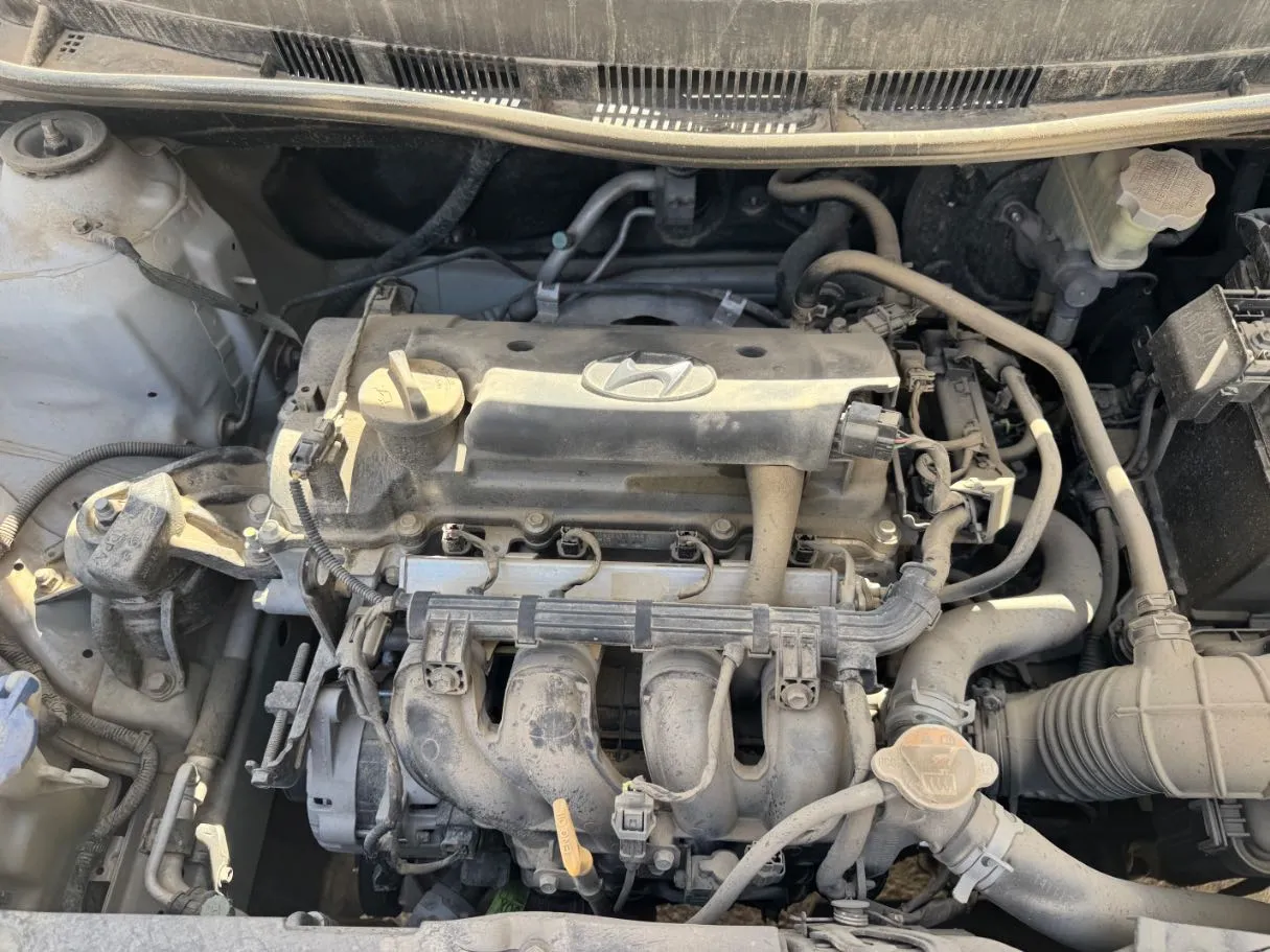 Car image 23