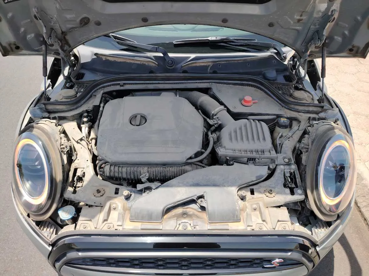 Car image 33