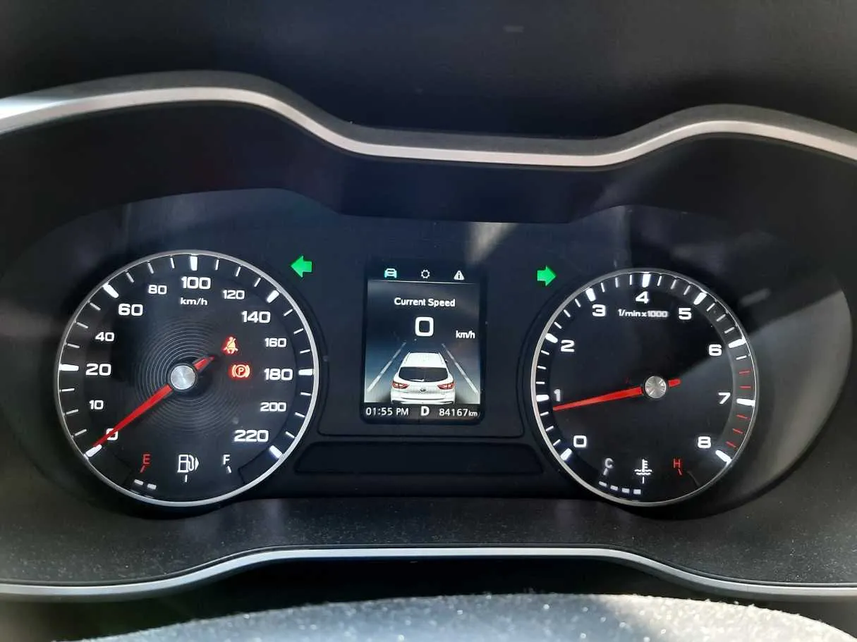 Car image 18