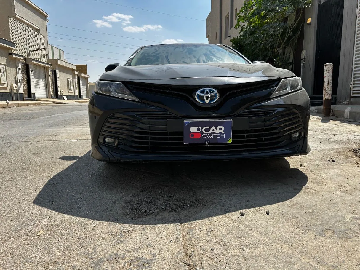 Car image 2