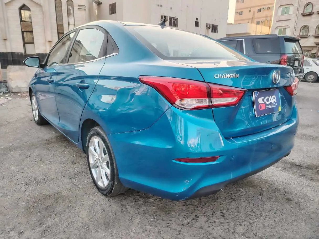 Car image 7