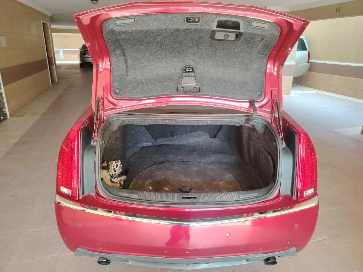 Car image 28