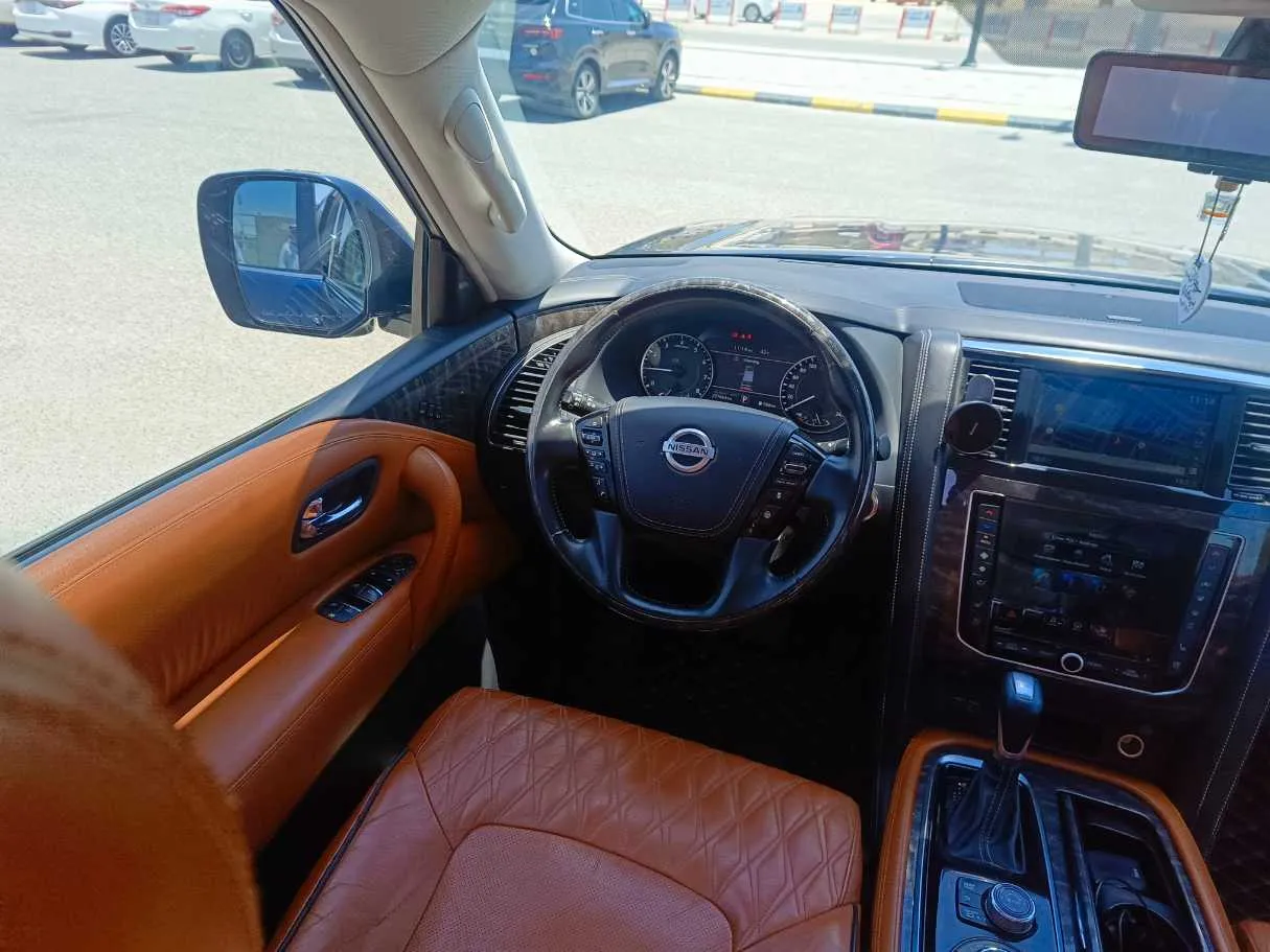 Car image 22