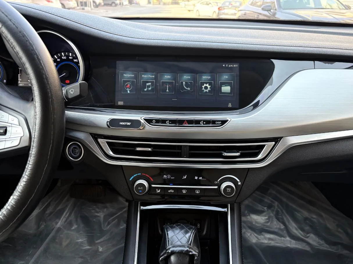 Car image 21
