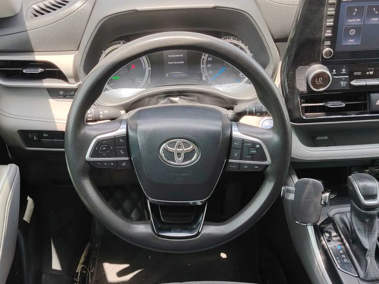Car image 22