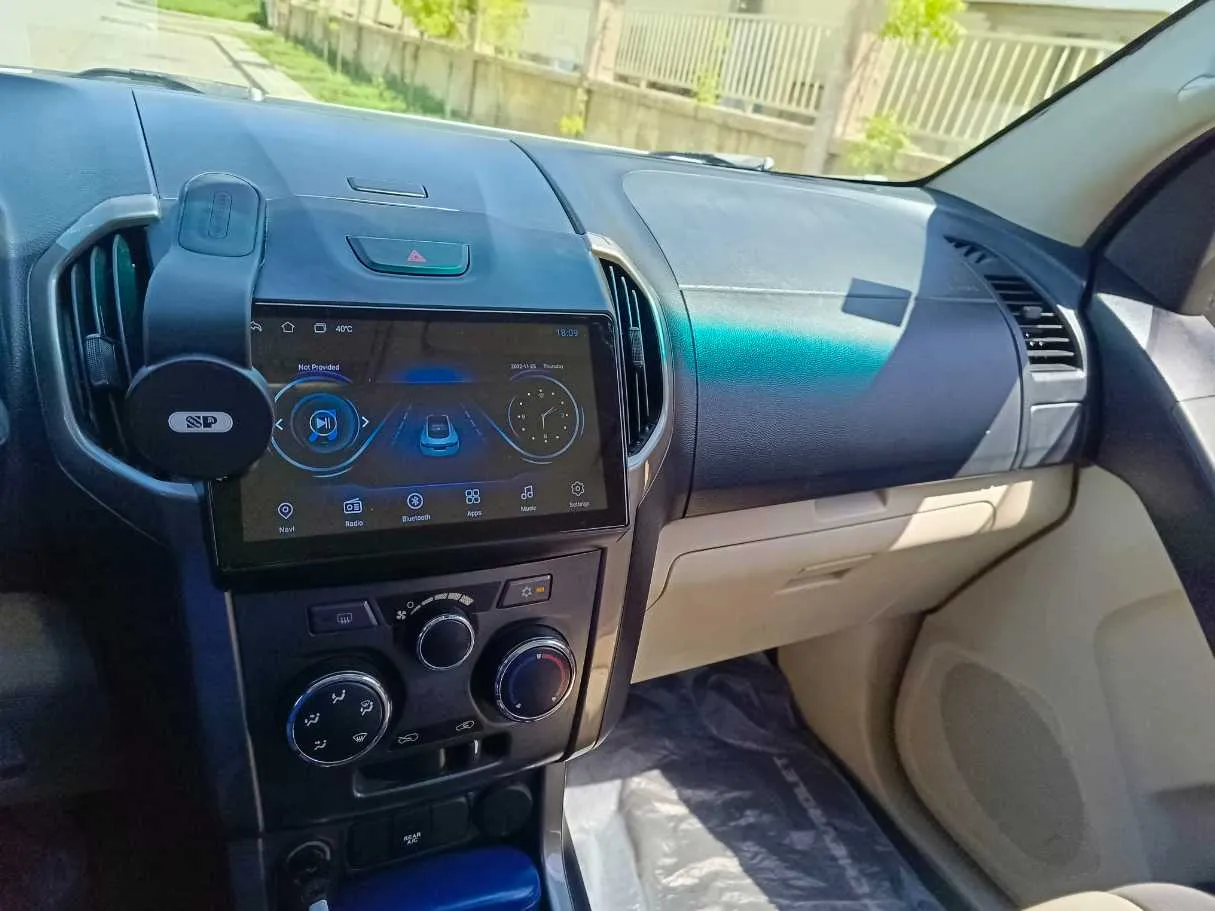 Car image 23