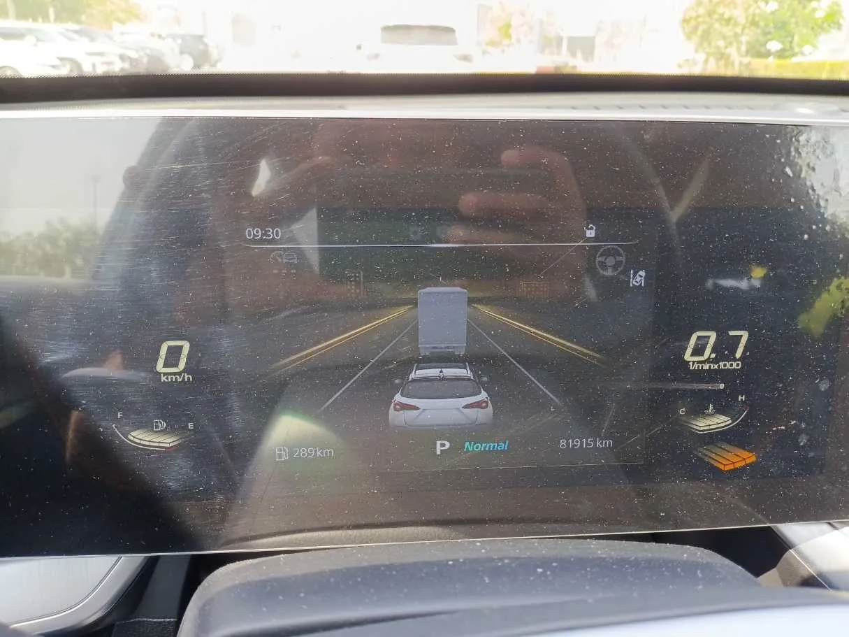 Car image 23