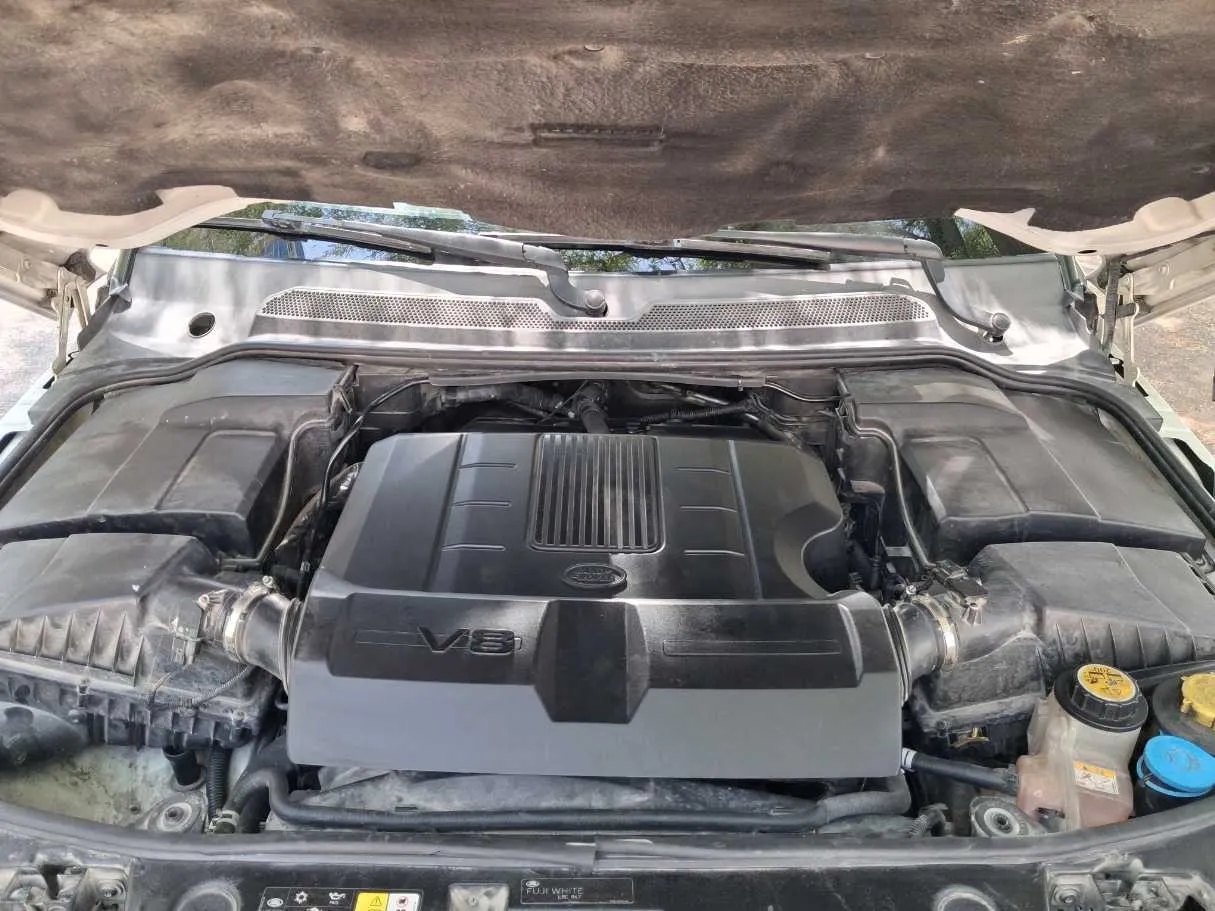 Car image 22