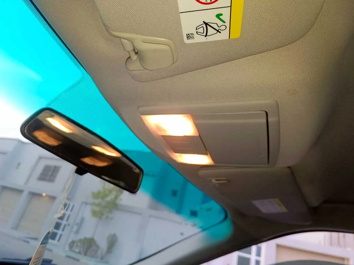 Car image 31