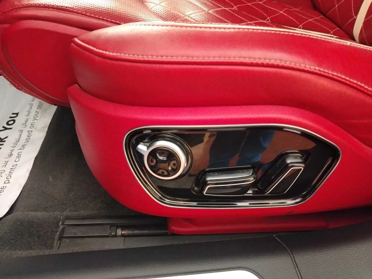 Car image 42