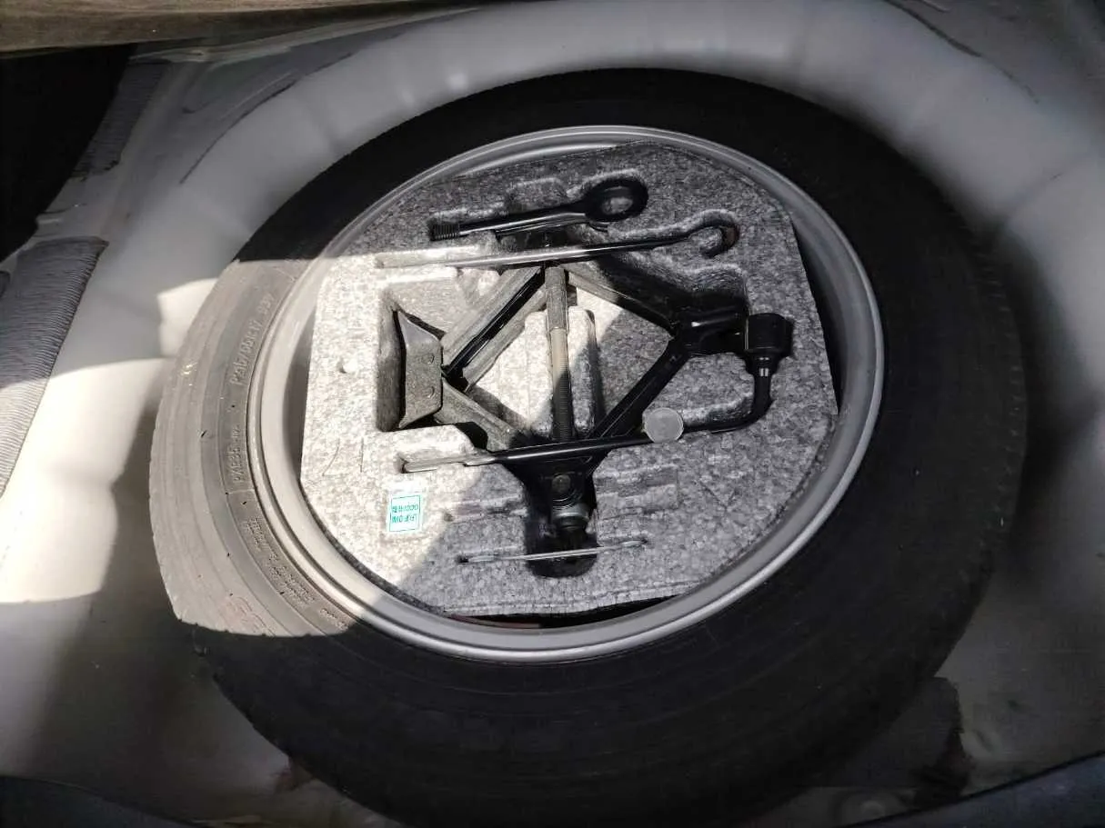 Car image 45