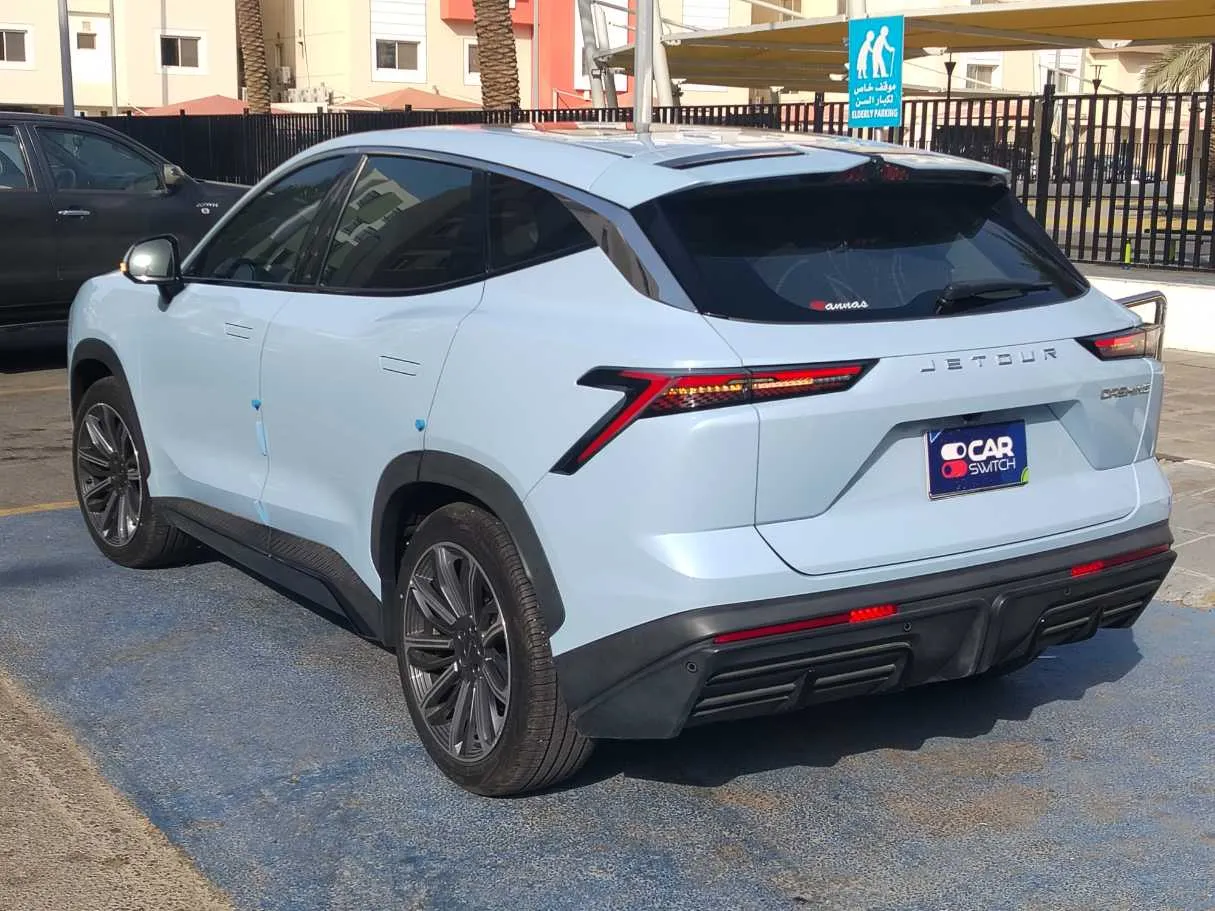 Car image 7
