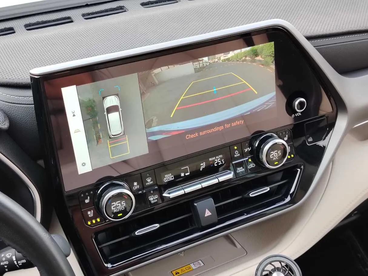 Car image 36