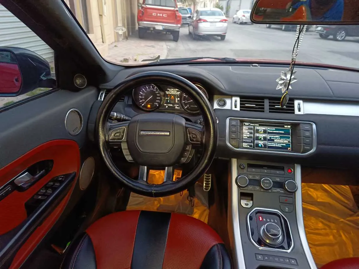 Car image 20