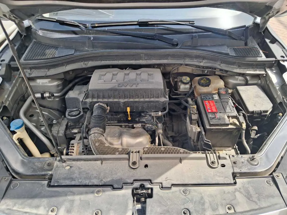 Car image 21
