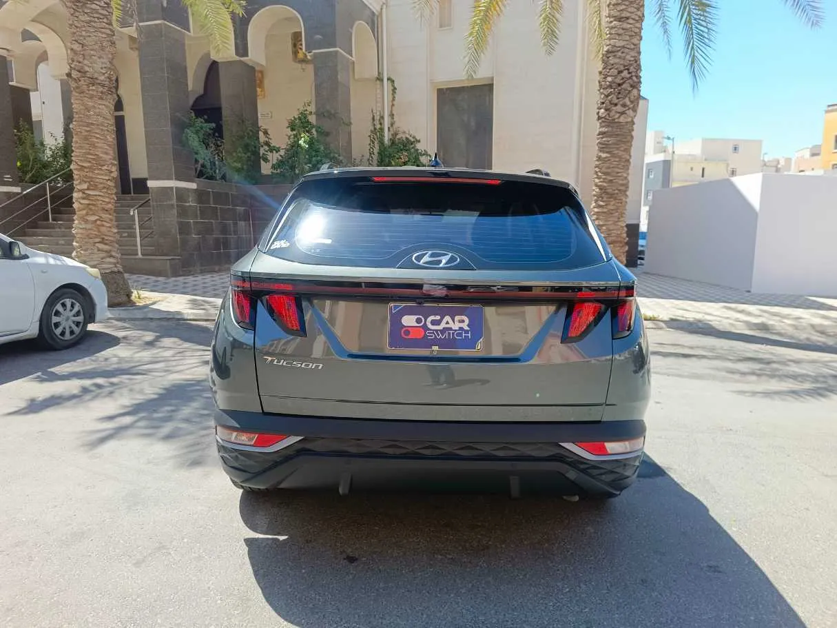 Car image 6