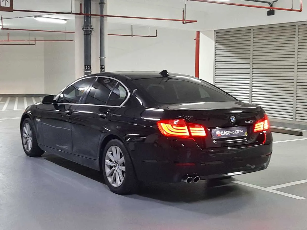 Car image 5