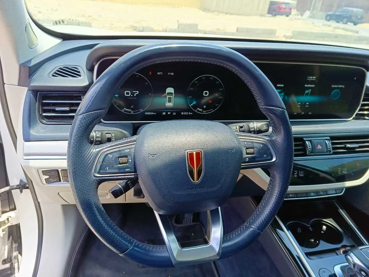 Car image 22