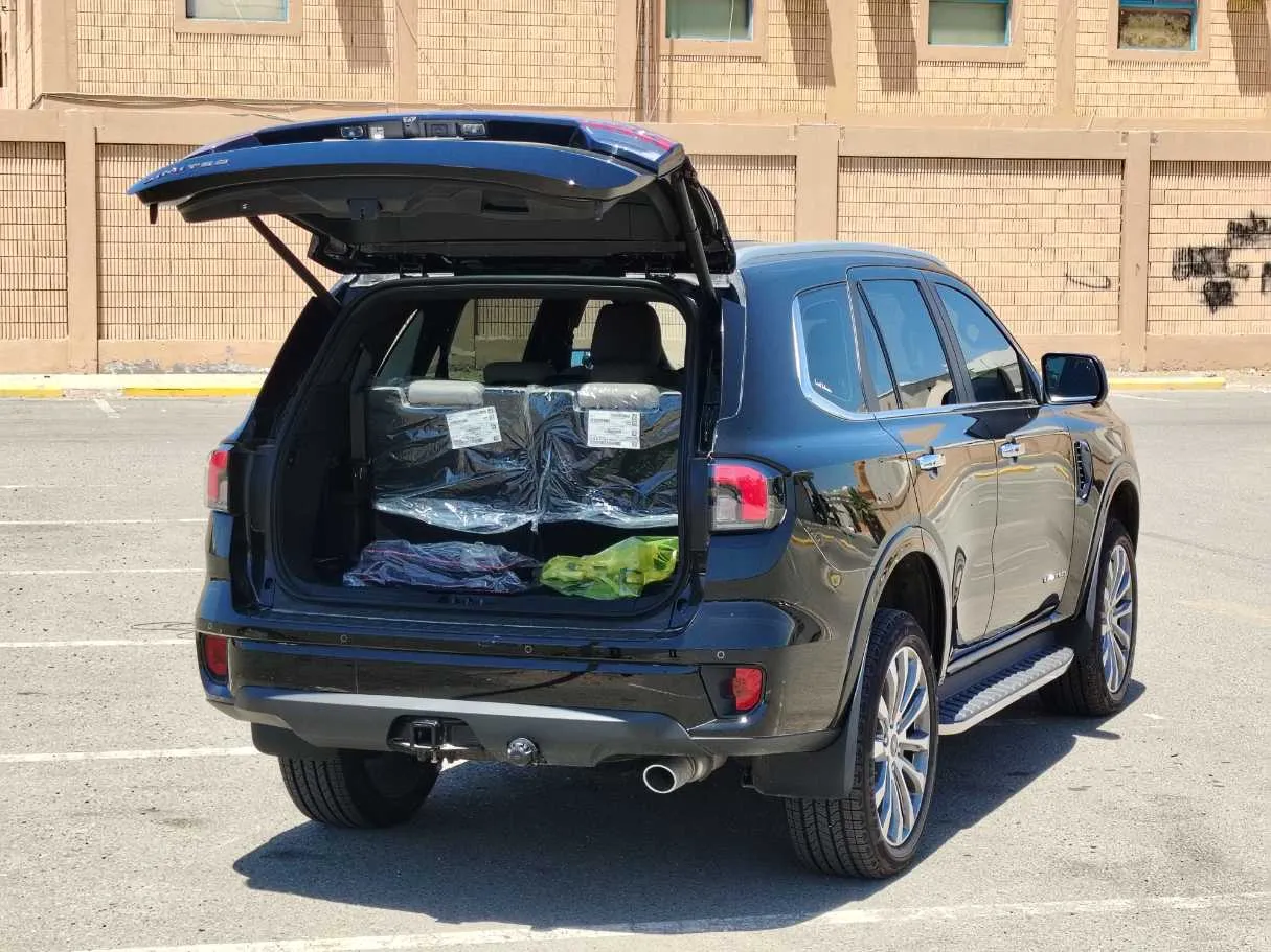 Car image 29