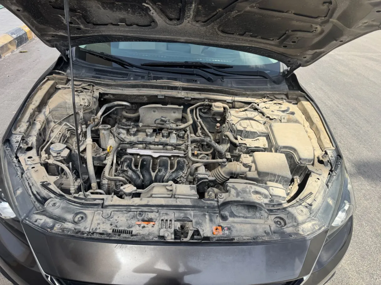 Car image 20