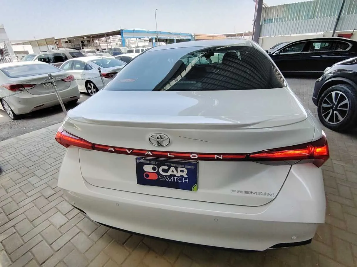 Car image 6
