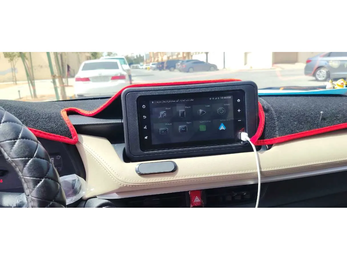 Car image 19