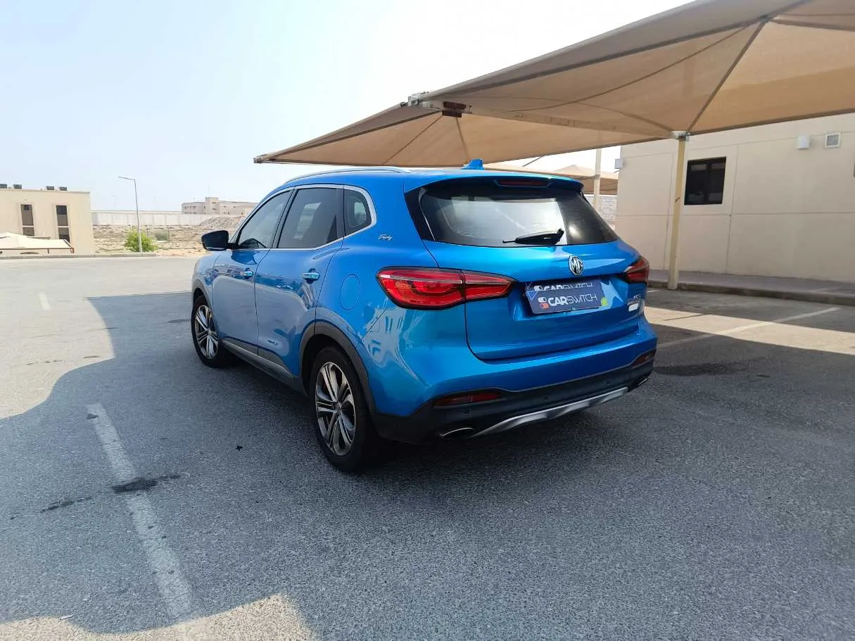 Car image 7