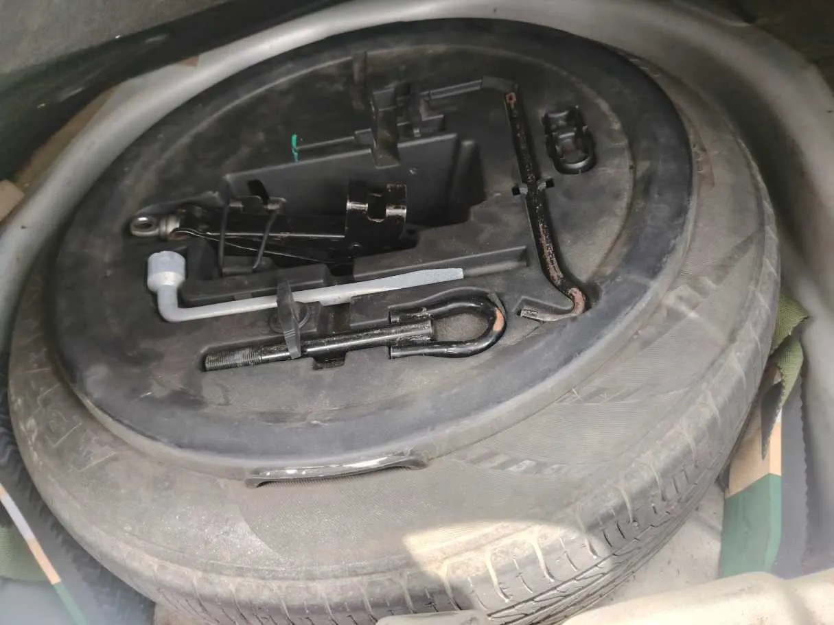 Car image 41