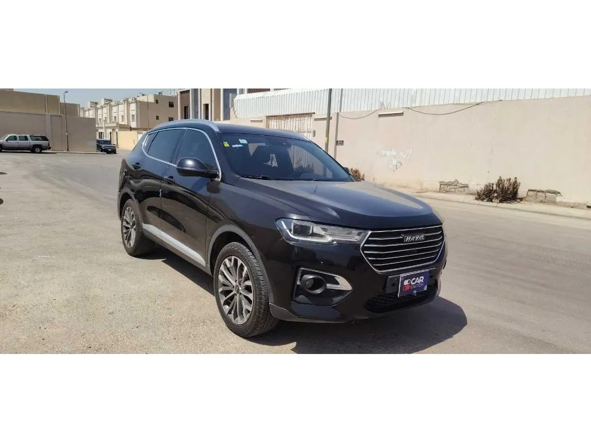 Car image 3