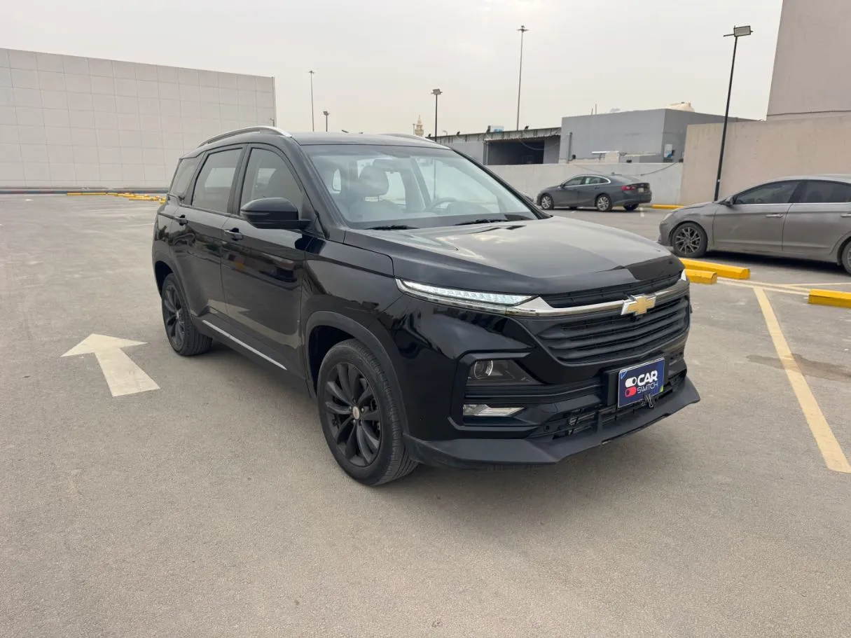 Car image 3