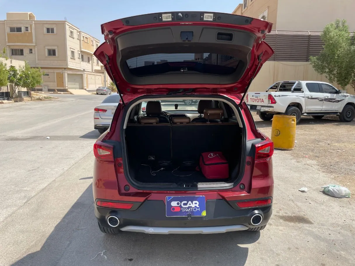 Car image 22