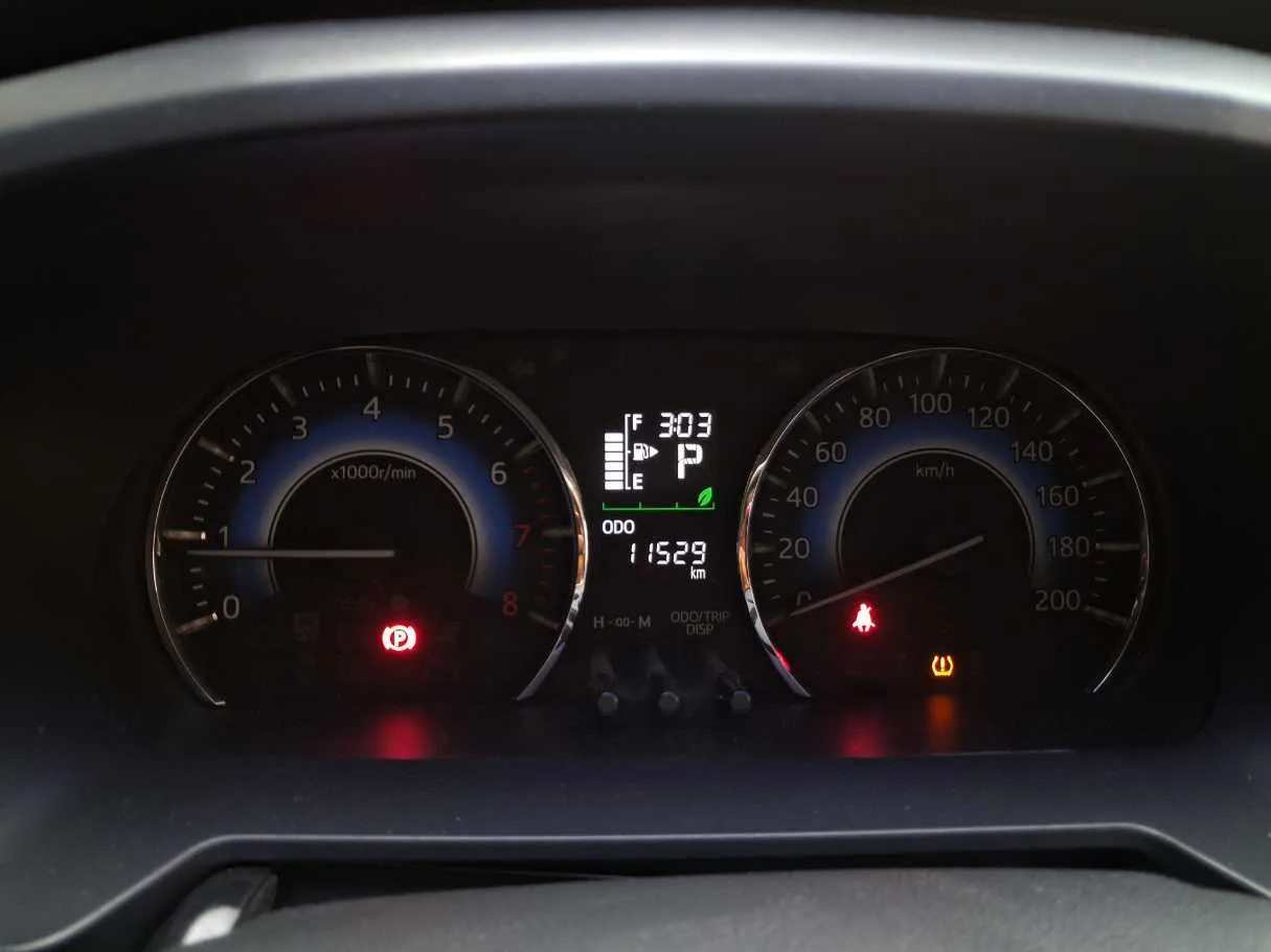Car image 18