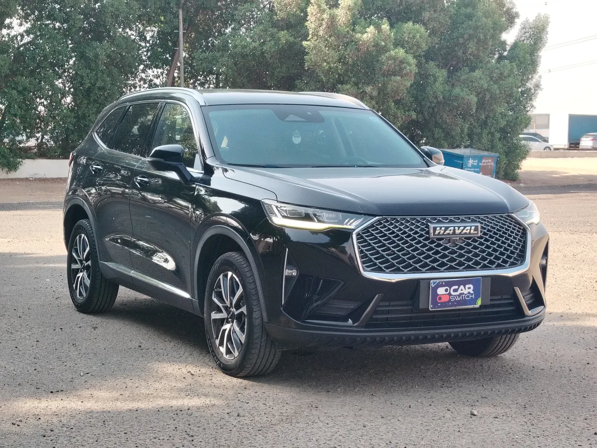 Car image 3