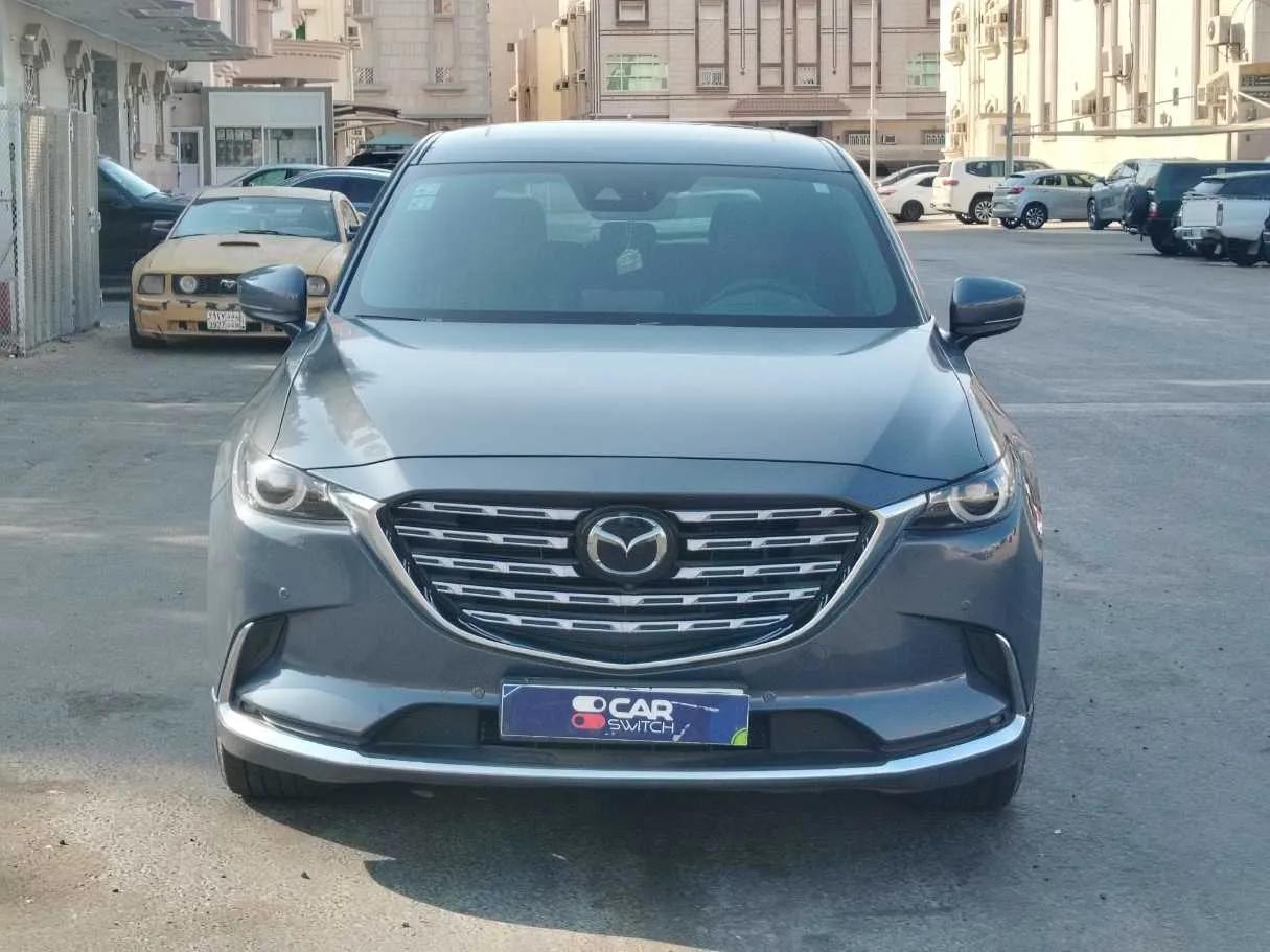 Car image 2