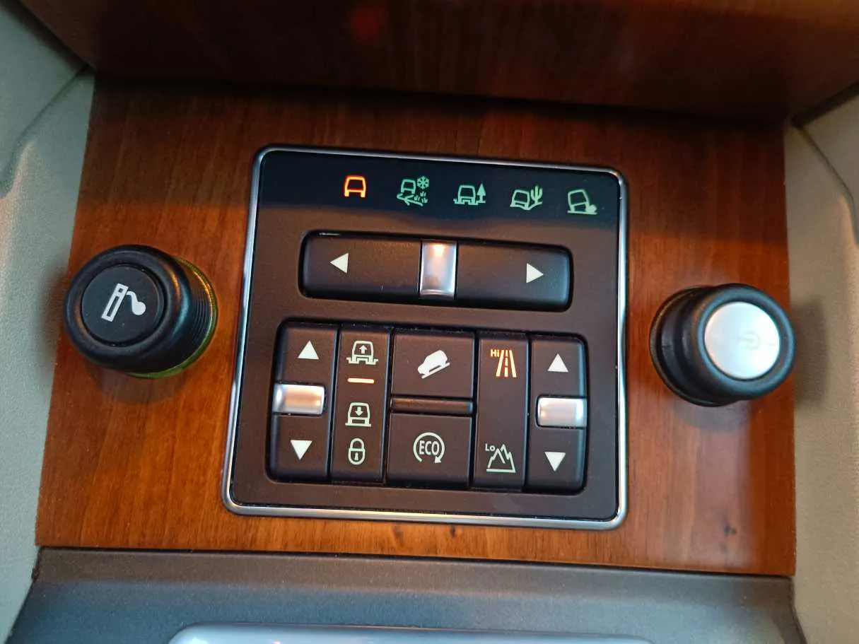 Car image 42