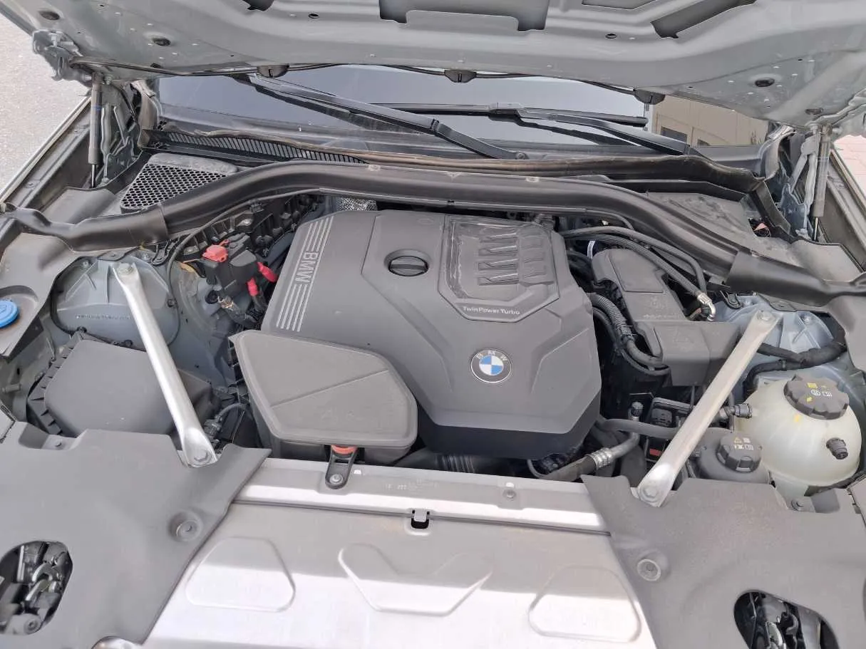 Car image 22