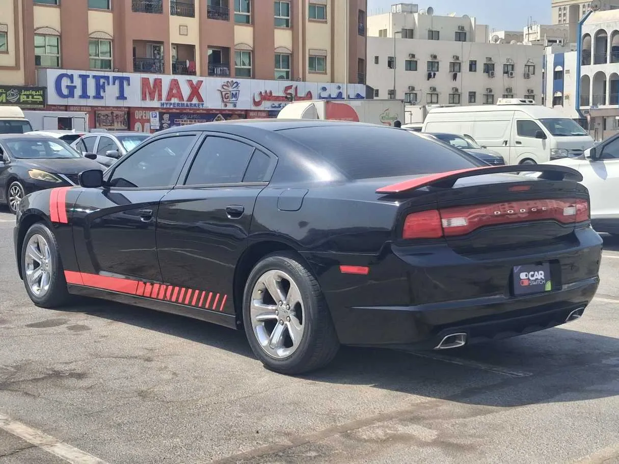 Car image 7
