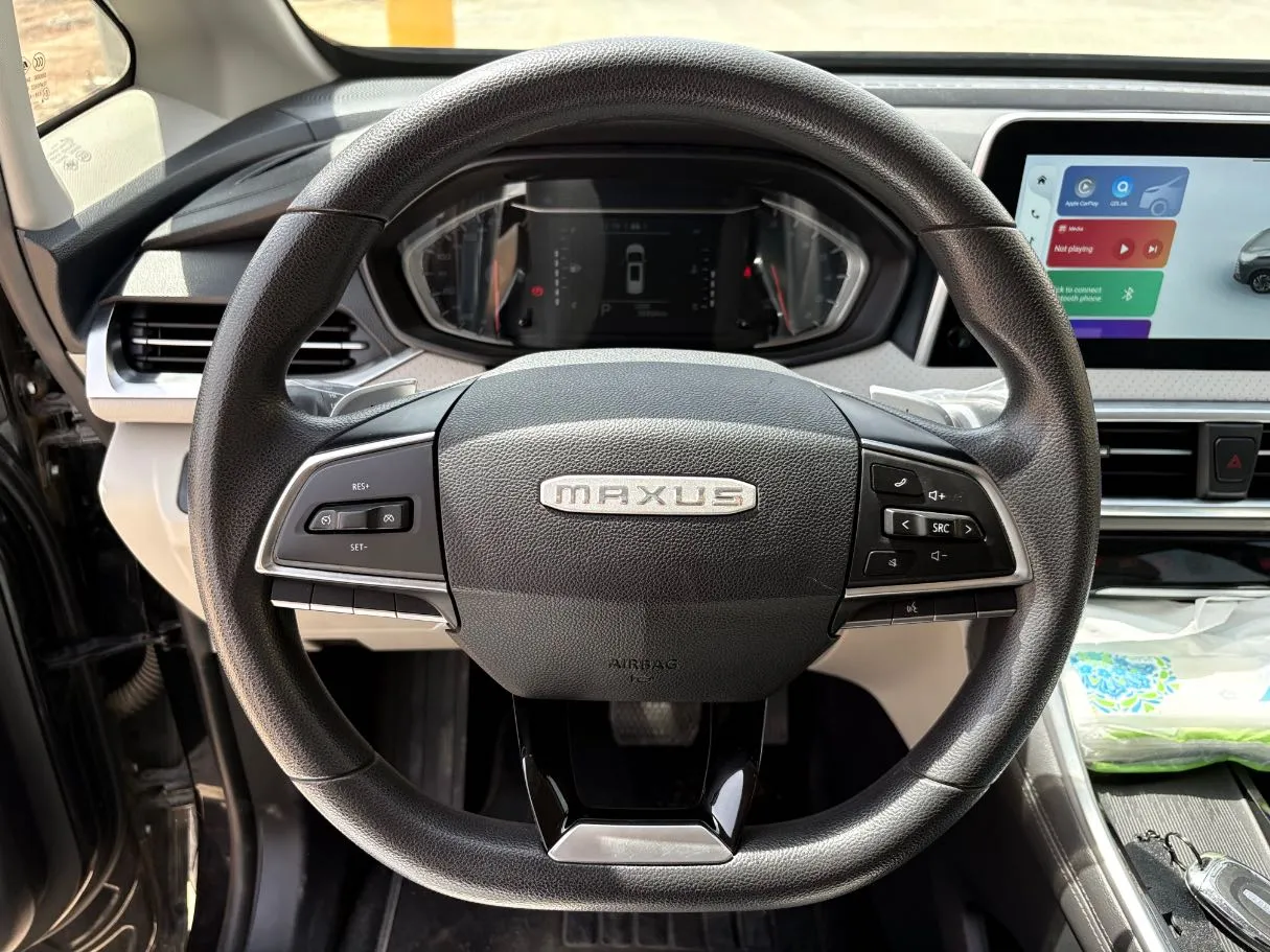 Car image 21