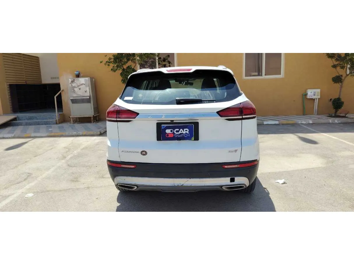 Car image 6