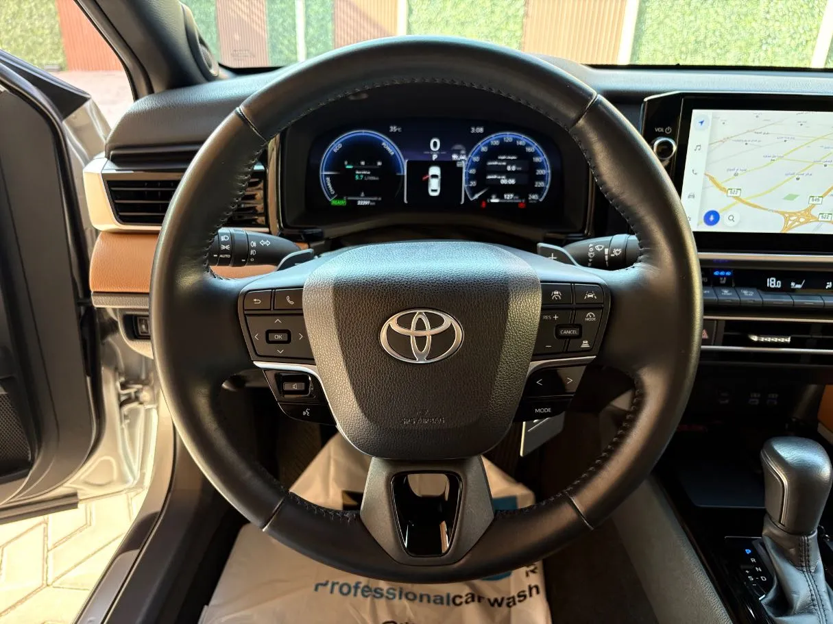Car image 21