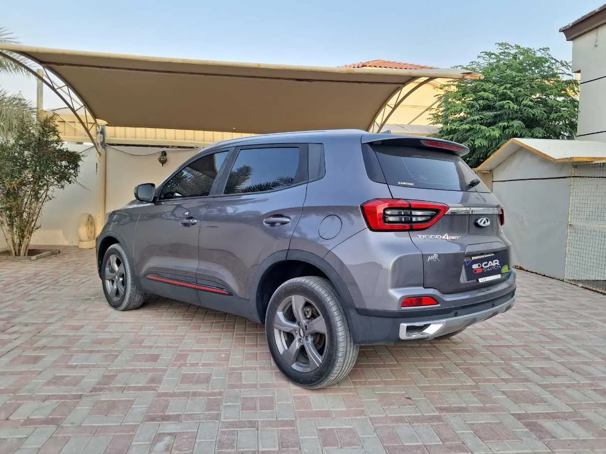 Car image 7